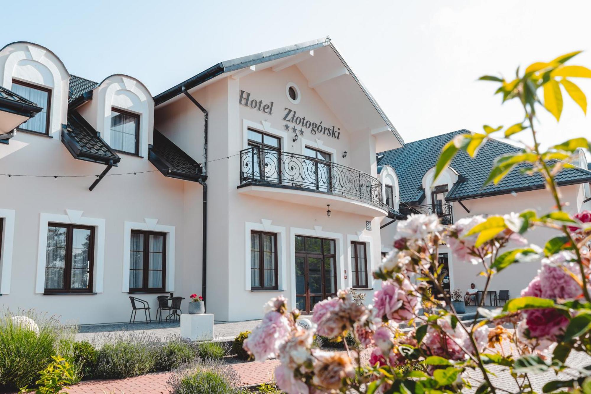 Hotel Zlotogorski Koscielec Eksteriør bilde